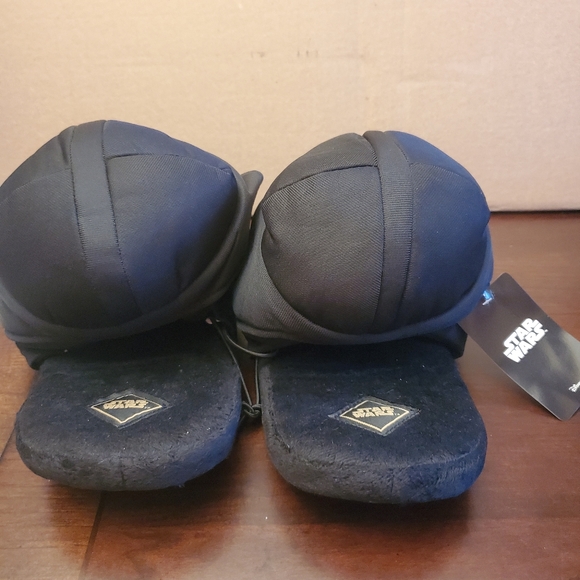 Men's Star Wars Darth Vader Plush Slippers - Picture 7 of 9